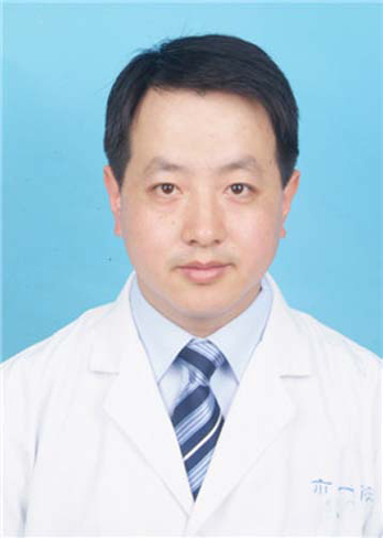 吳革平